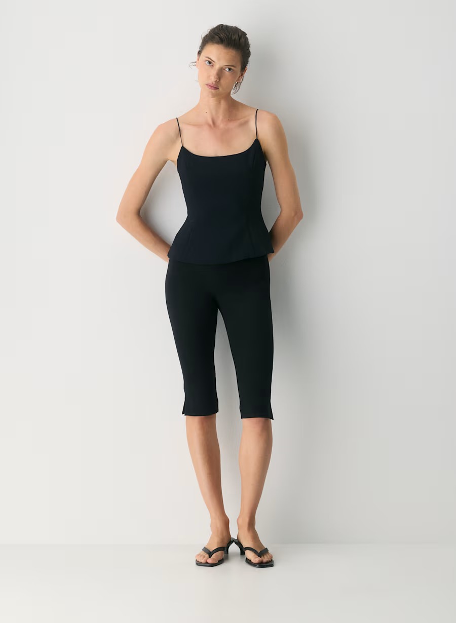 Aritzia Altar Bustier in Black, sweetheart neckline